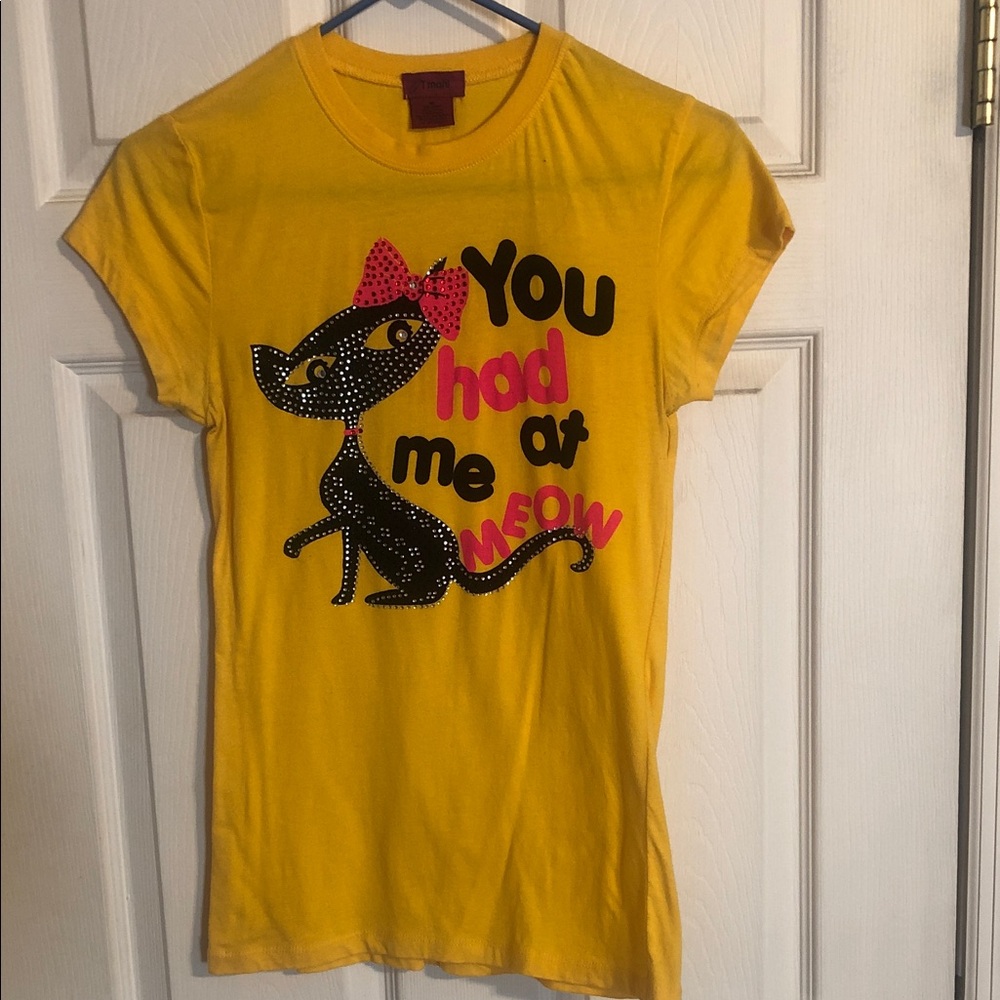 Yellow Cat Graphic Women’s T-Shirt